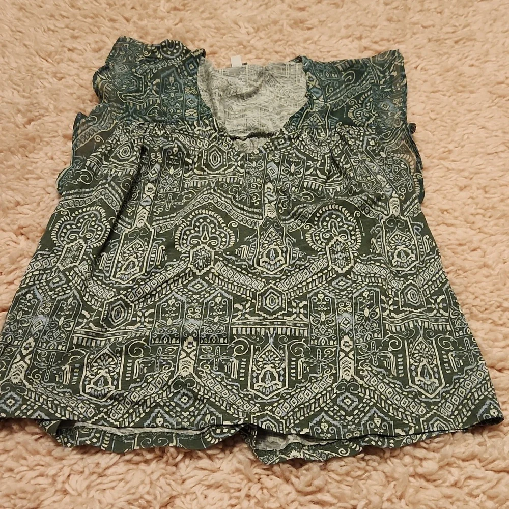Top Size Small - Picture 1 of 2